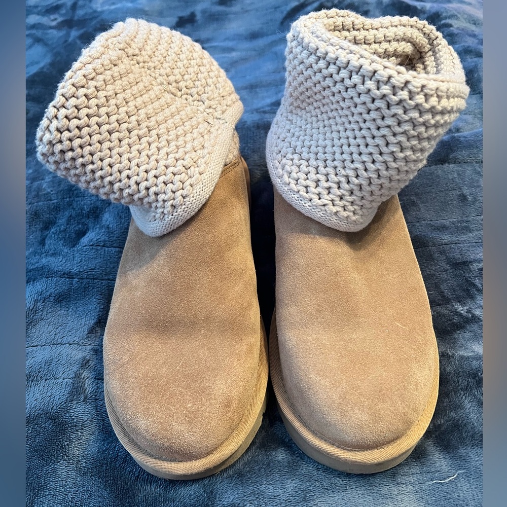 UGG Shaina Sweater Convertible Cuff Sheepskin Boot